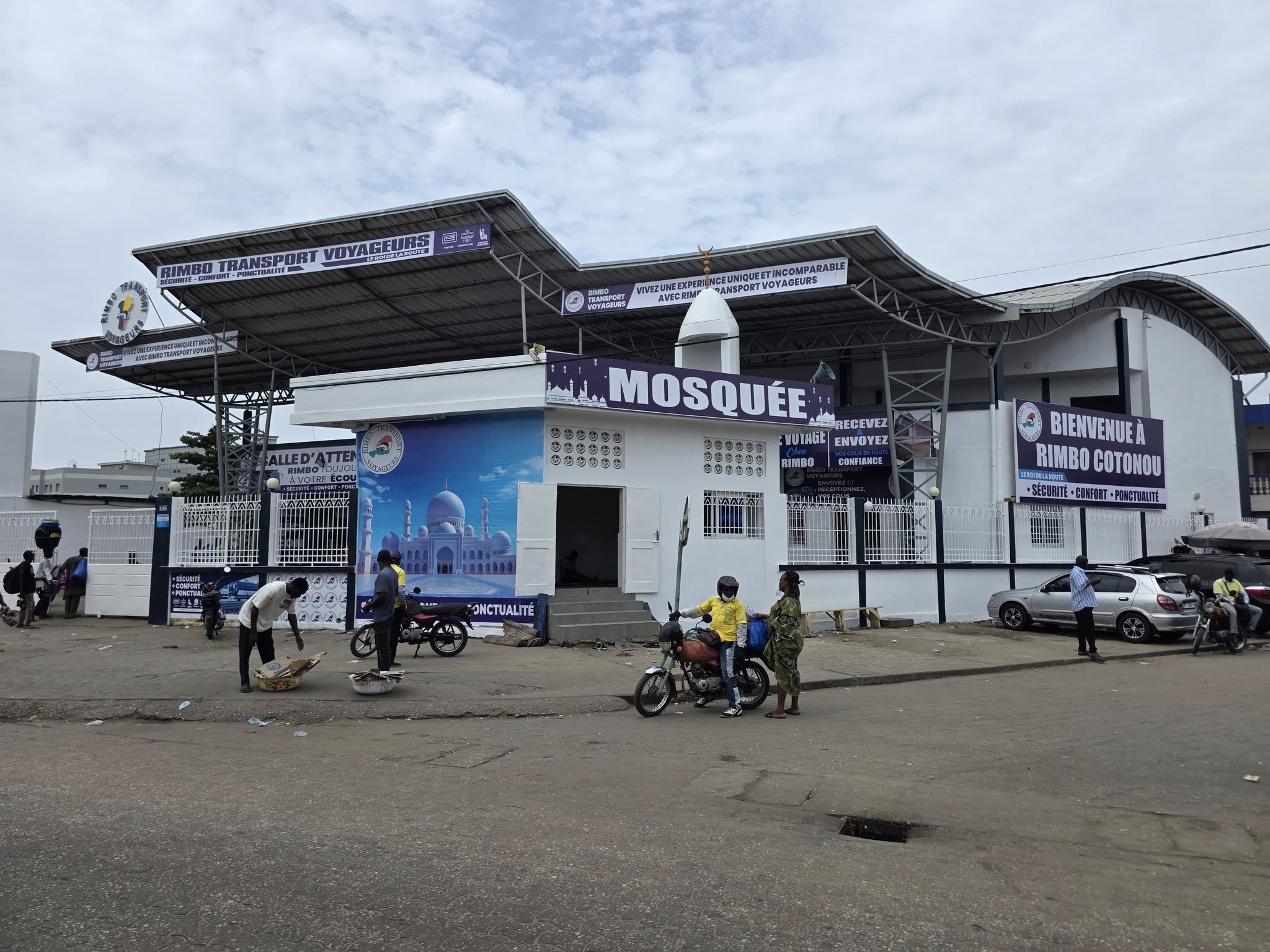 Rimbo renouvelle sa confiance